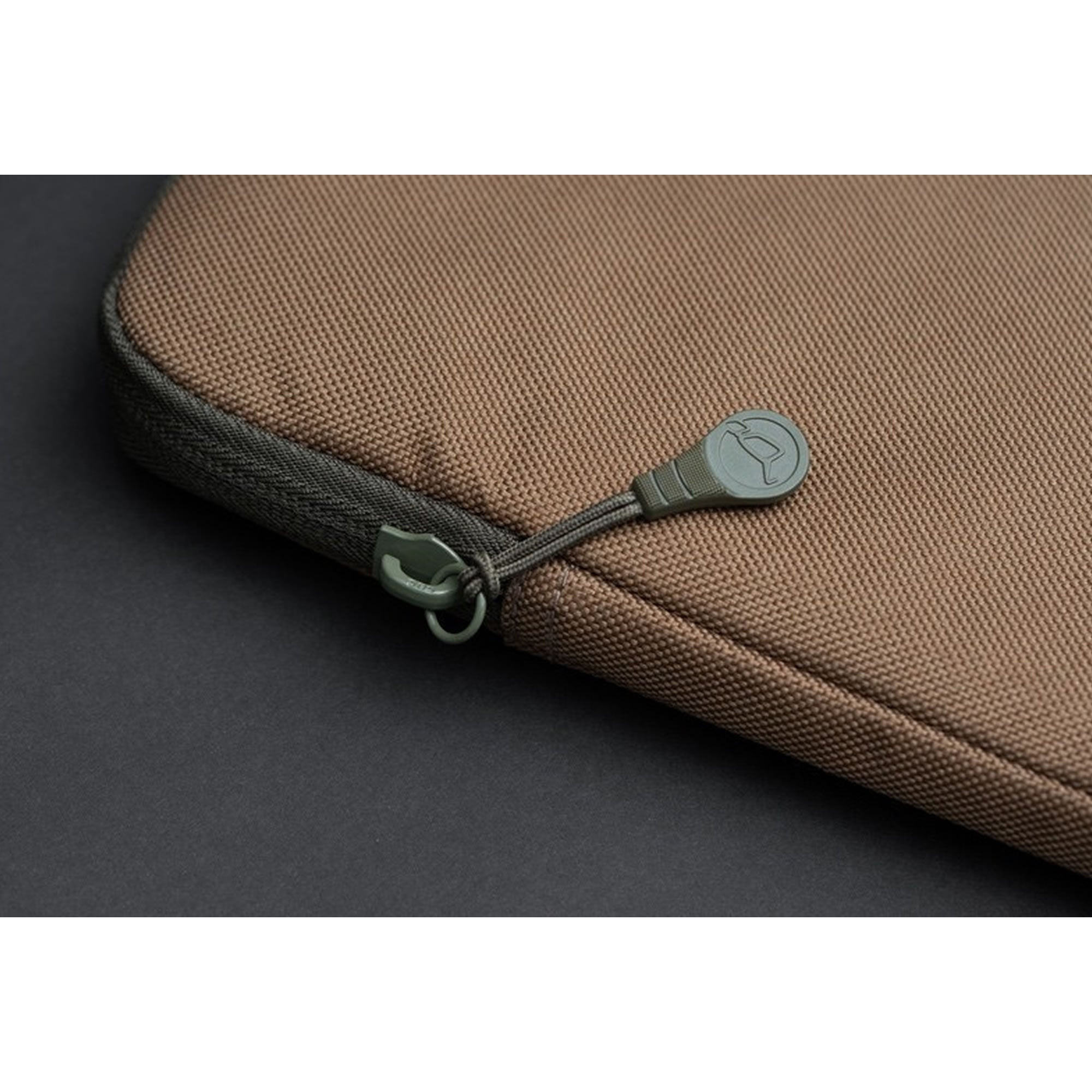 Husa Tableta / Laptop KORDA Compac, Small, 22x16x2cm