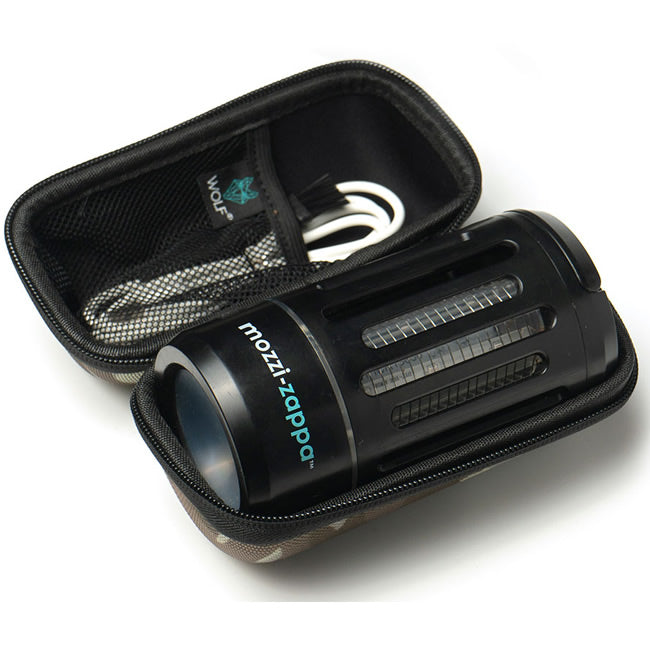 Husa Wolf Mozzi-Zappa  Black Camo Tech Case