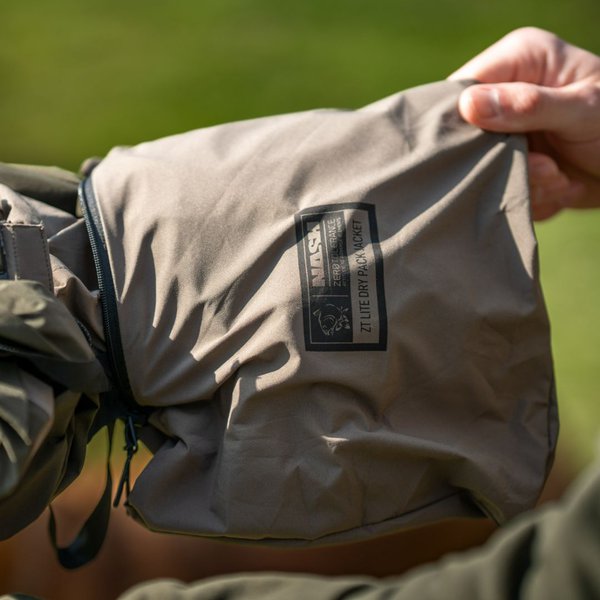 Jacheata NASH ZT Lite Dry Pack Jacket