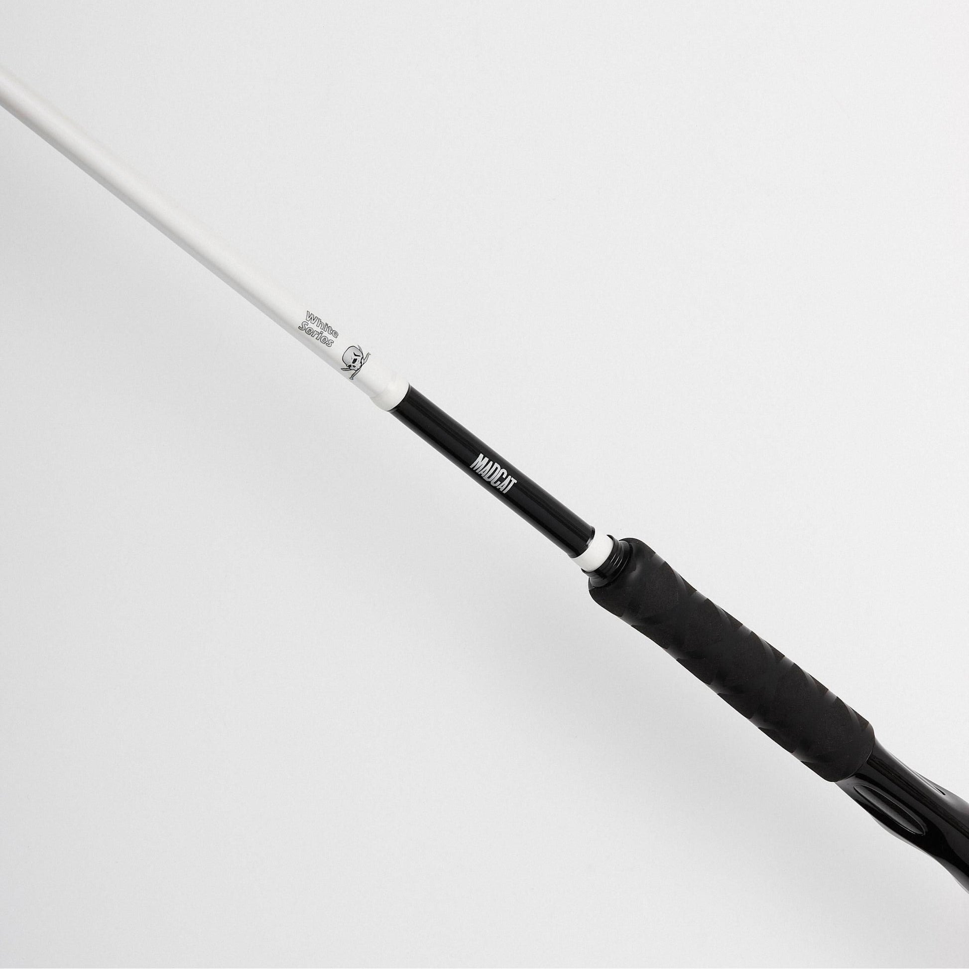 Lanseta DAM Madcat White Spin 2.70m, 50-175g, 2seg
