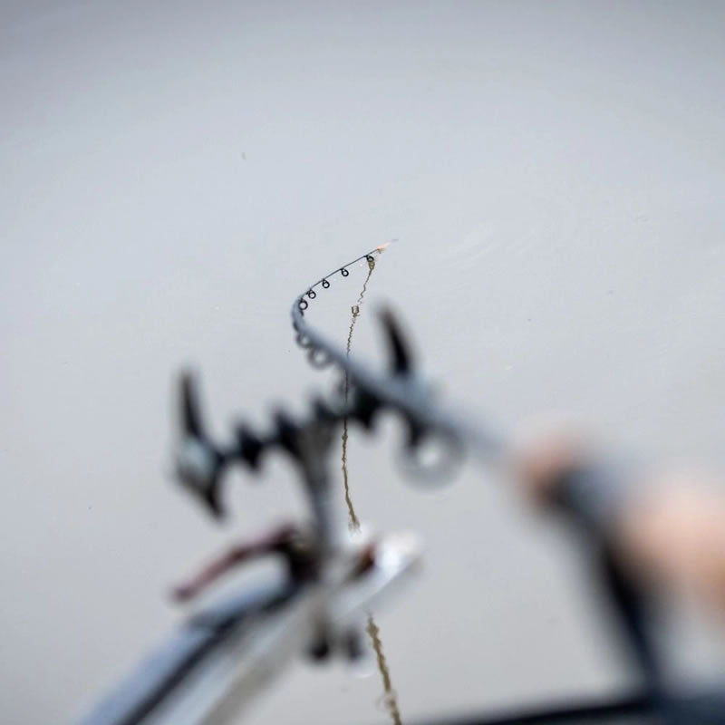 Lanseta GURU Aventus R Feeder Rod 3.00m, 1-60g, 2+3seg