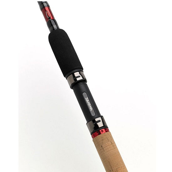 Lanseta feeder Daiwa Ninja Feeder 2 seg 2varfuri 10Q 3.05m 30g