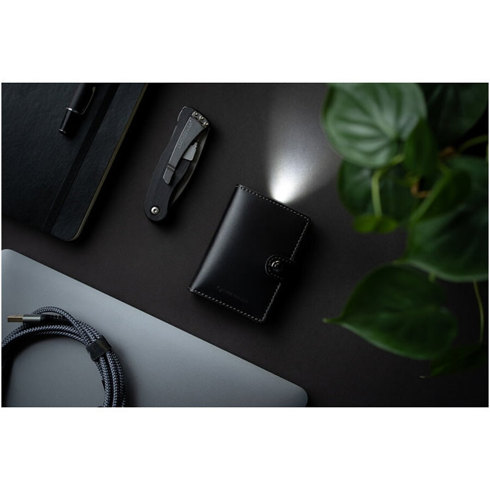 Lanterna Portofel LedLenser Black 150lm + Acumulator + USB