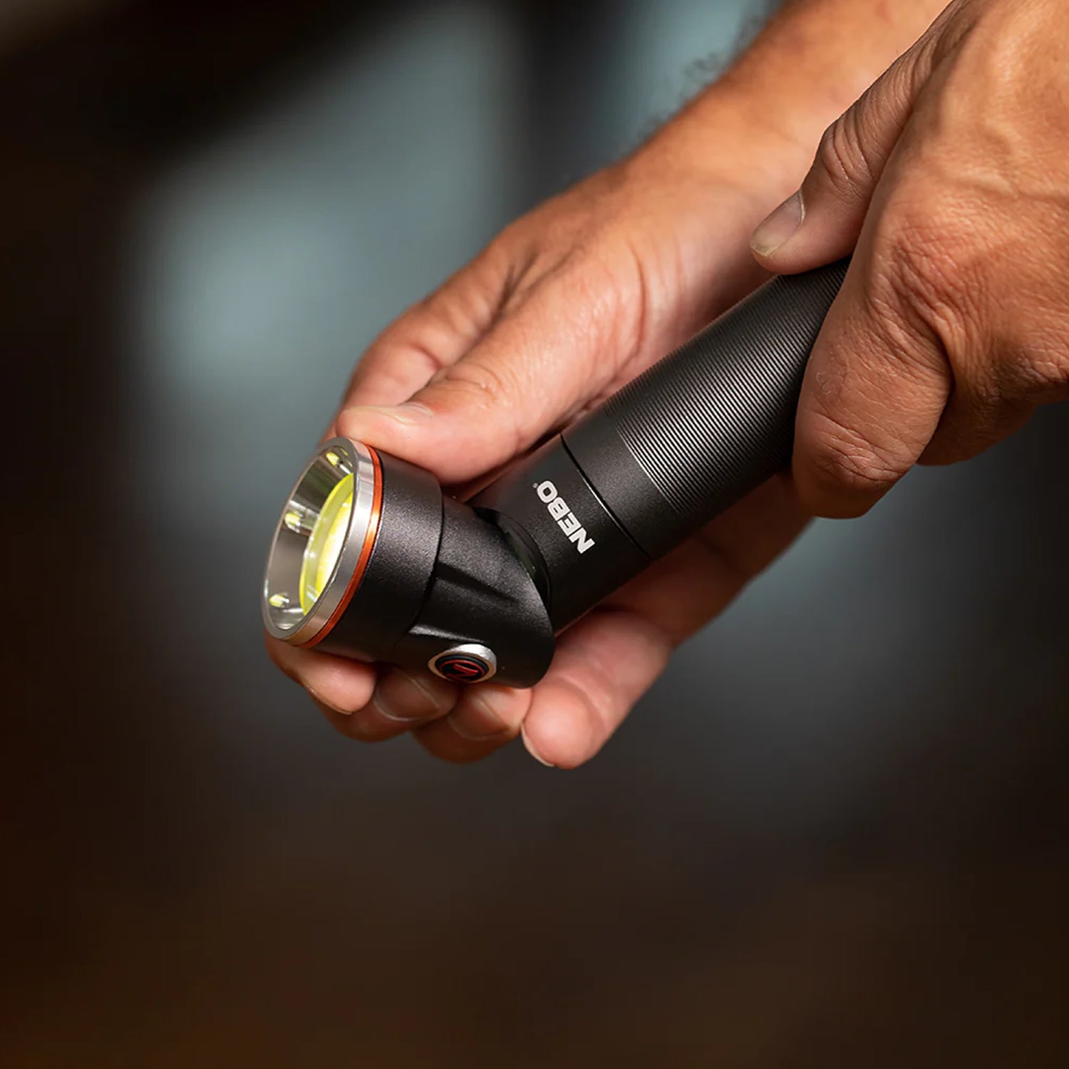 Lanterna cu Led NEBO Franklin Pivot, 300 lm, IPX4, 2000mAh Li-Ion, Magnet, Aluminiu