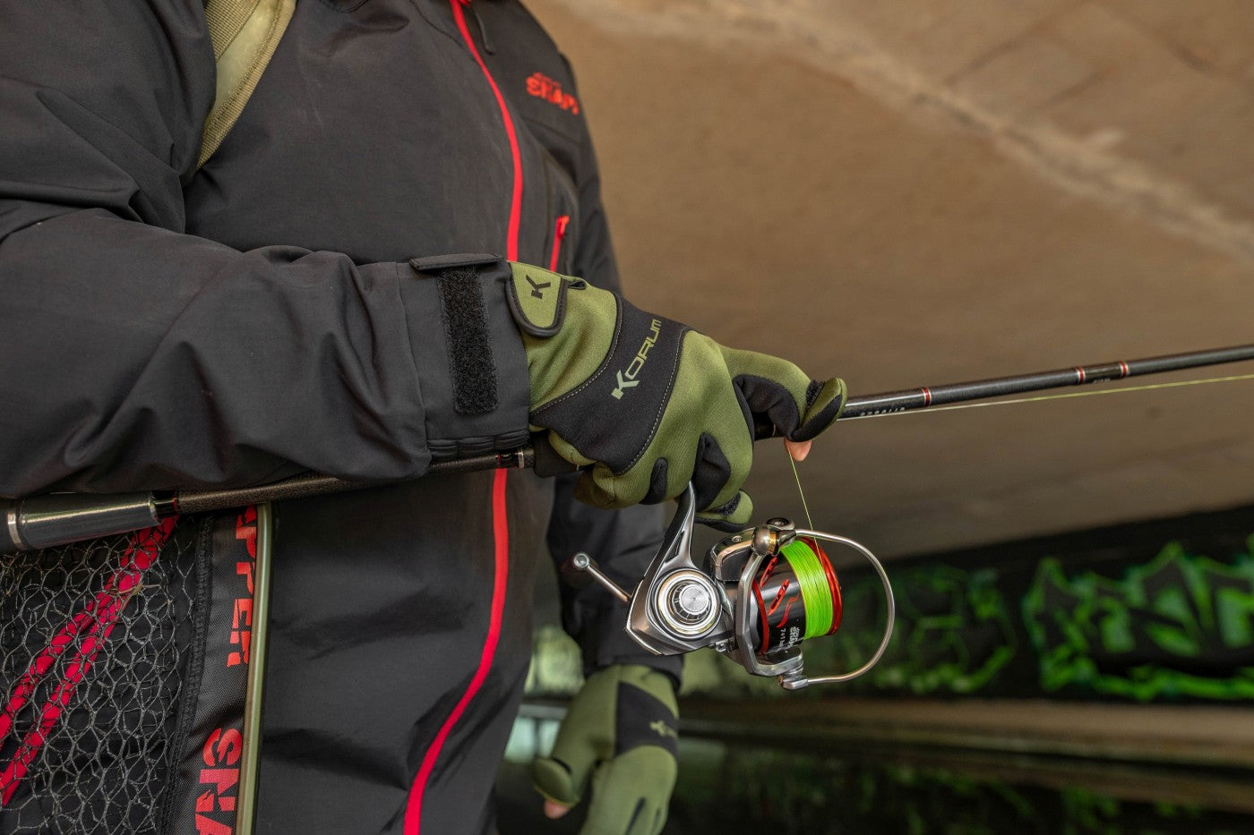 MANUSI KORUM NEOTERIC GLOVES