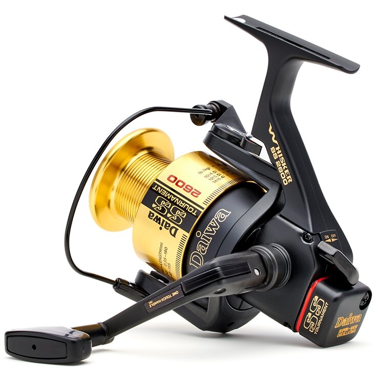 MULINETA DAIWA WHISKER 3RUL 2600