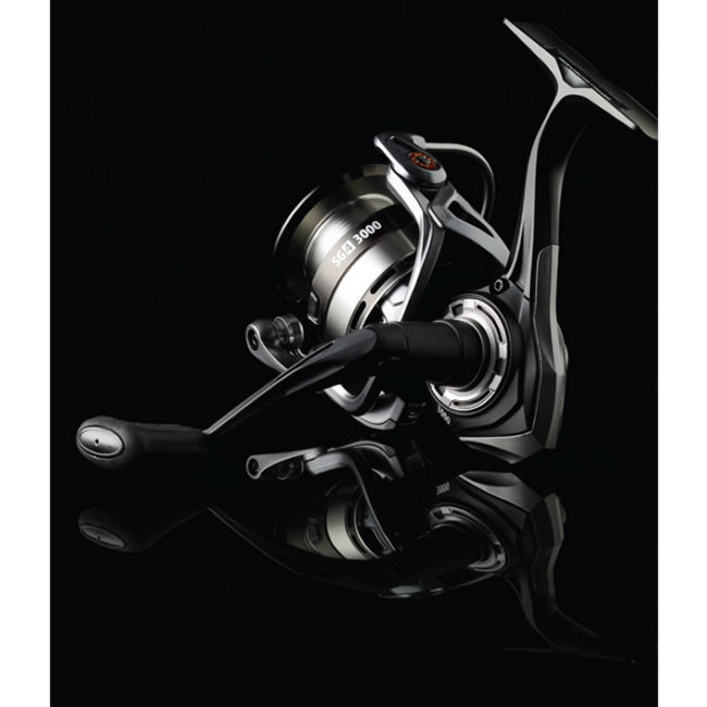  MULINETA SAVAGE GEAR SG4 2500 FD 8+1BB/150M/020MM/5,2:1/ 