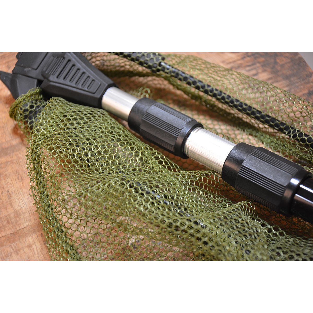 Minciog CARP EXPERT Commercial cu Maner Multilock 60x60x60cm/2.5m, 2seg