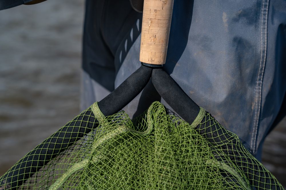 Minciog KORUM Glide Wading Net Latex Plutitor Pentru Pastrav, 30-60cm