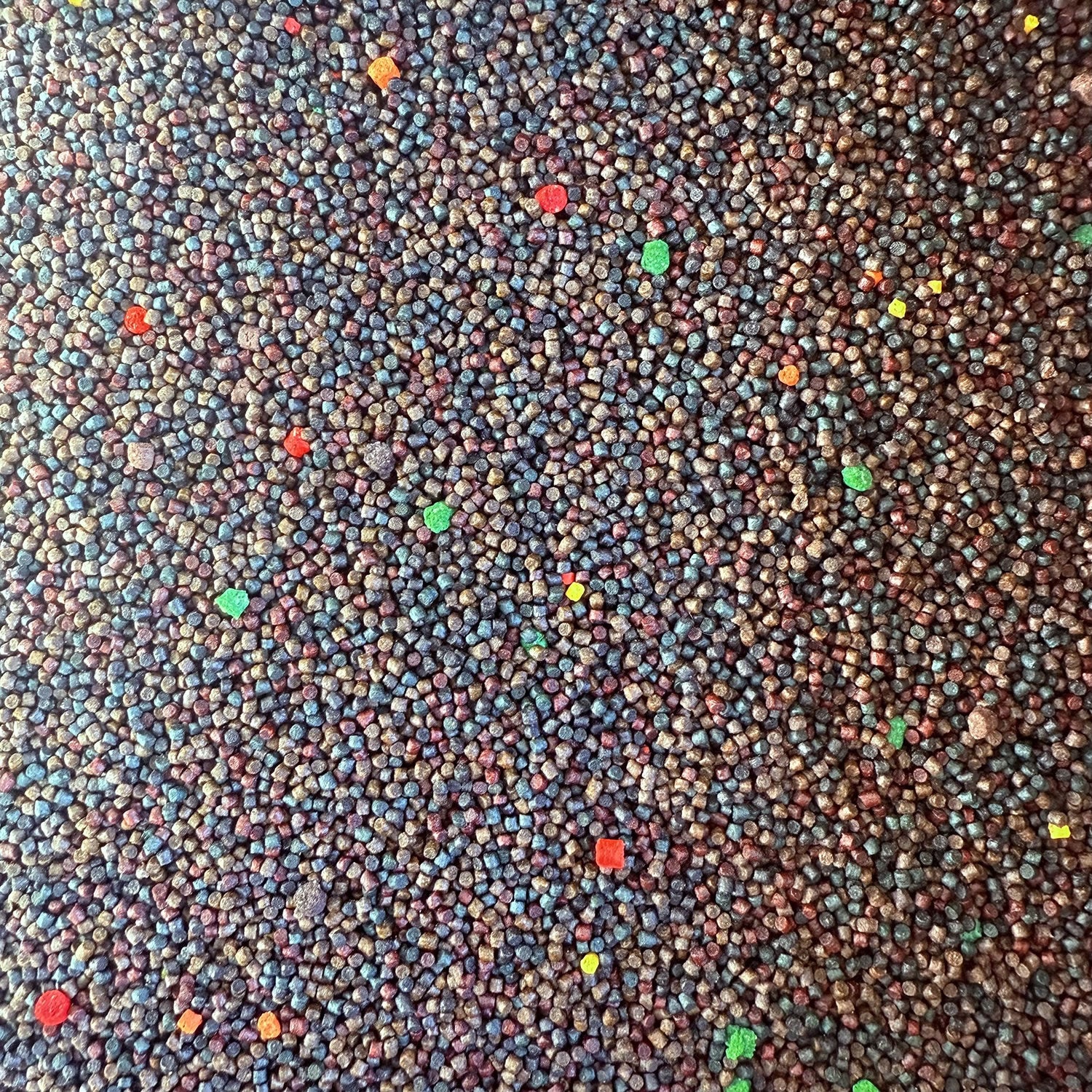 Mix Pelete SENZOR Apa Rece, Capsuna &amp; Larve Libelula, 2-3mm, 5kg + Activator