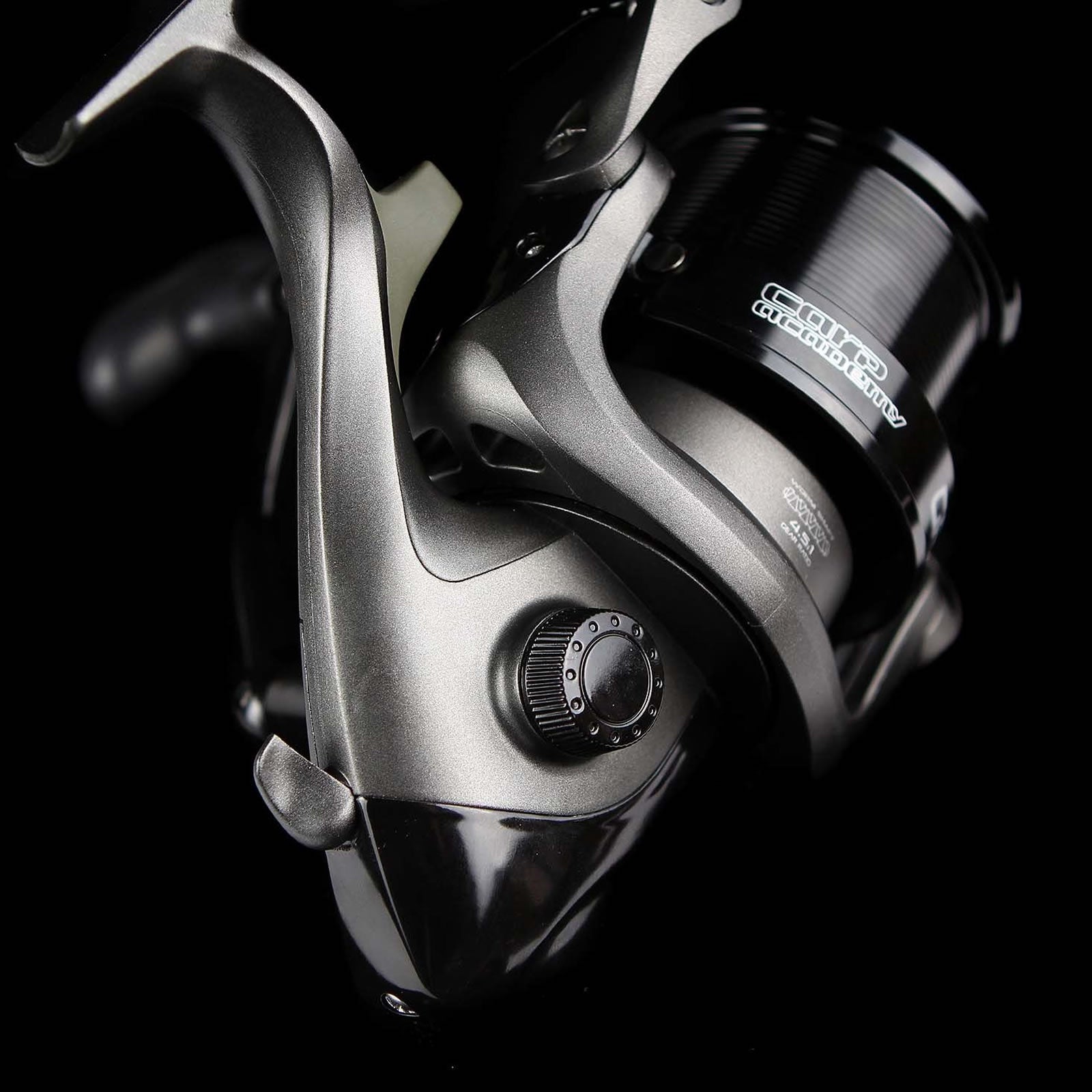 Mulineta Carp Academy Grizzly 8000, 4+1rul