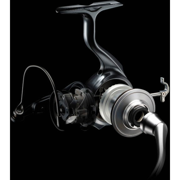 Mulineta DAIWA Certate FC LT 2000-P 0.16mm/150m, 4.9:1, 10rul