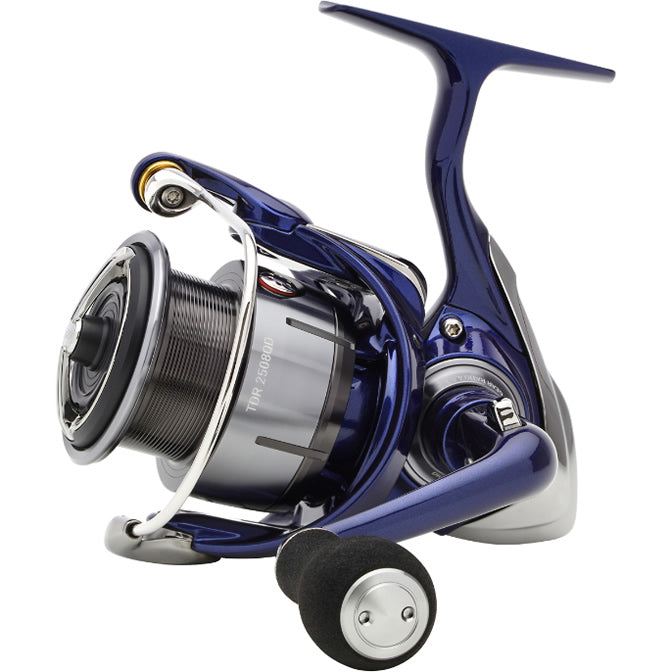 Mulineta Daiwa 24 TDR 4012QD , 4.9:1, 0.28mm/150m, 8+1rul