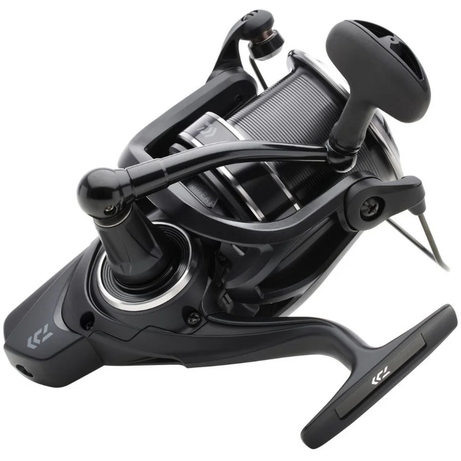 Mulineta Daiwa Emblem 35SCW QD 5500, 0.35mm/300m, 4.9:1, 6rul