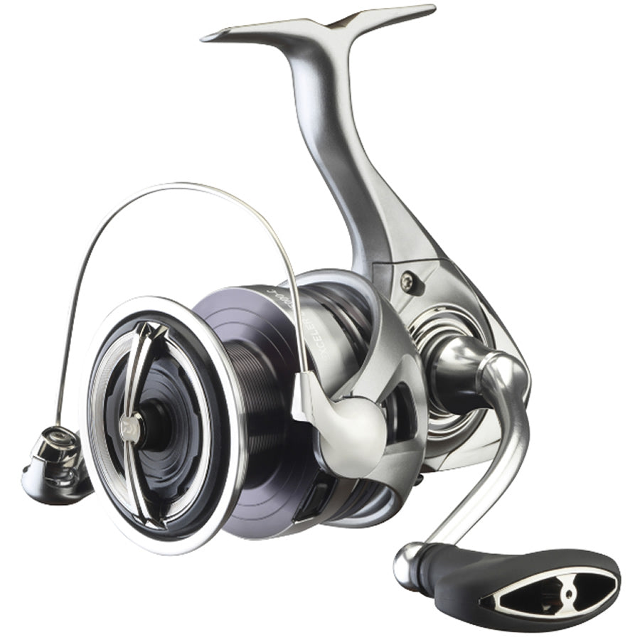 Mulineta Daiwa Exceler LT5000-C, 0.37mm/150m, 5.2:1, 5rul