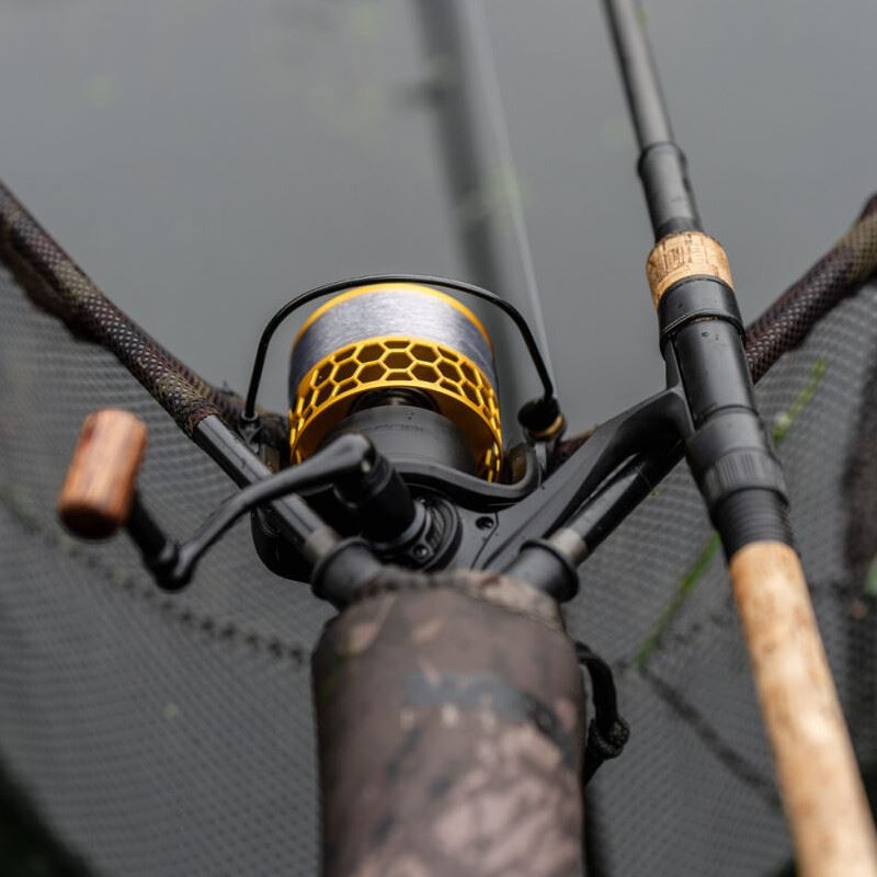 Mulineta Nash Scope Reel GT Gold Edition