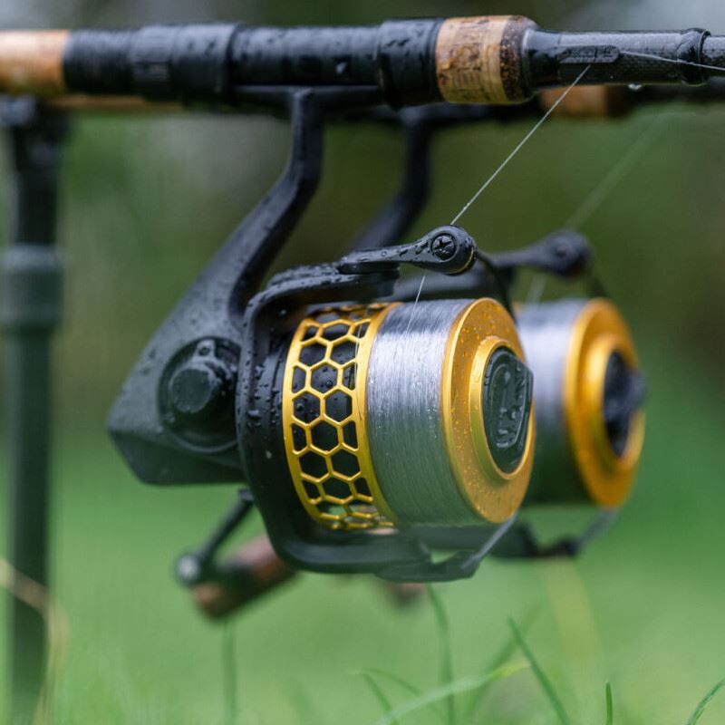 Mulineta Nash Scope Reel GT Gold Edition
