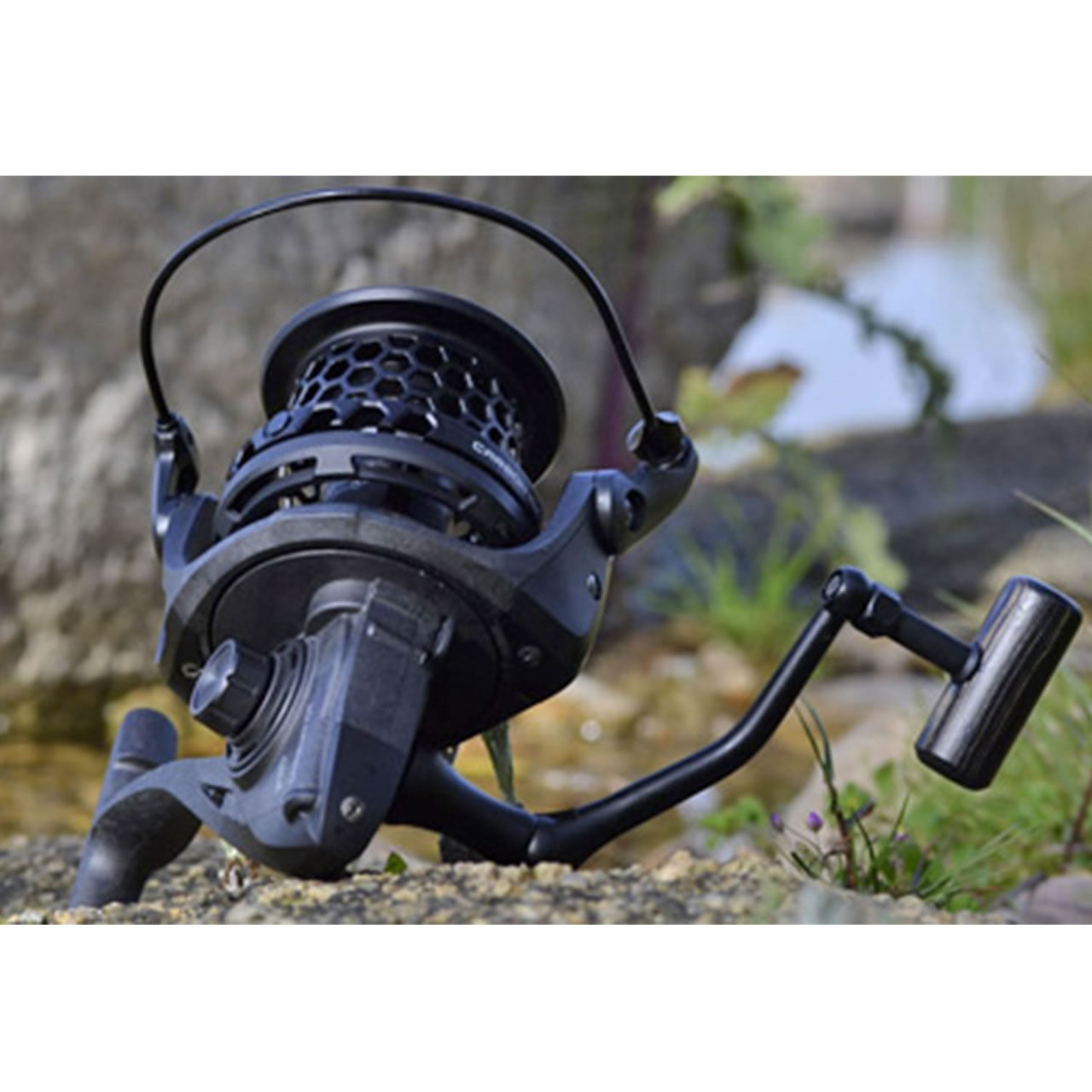 Mulineta Sonik Vaderx Pro Carbon 10000, 4.6:1, 0.30mm/480m, 6+1rul