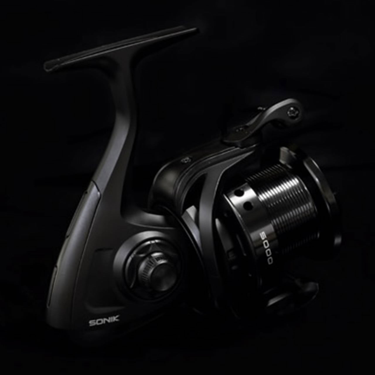 Mulineta Sonik XTractor Pro 5000, 4.7:1, 0.30mm/430m, 5+1rul