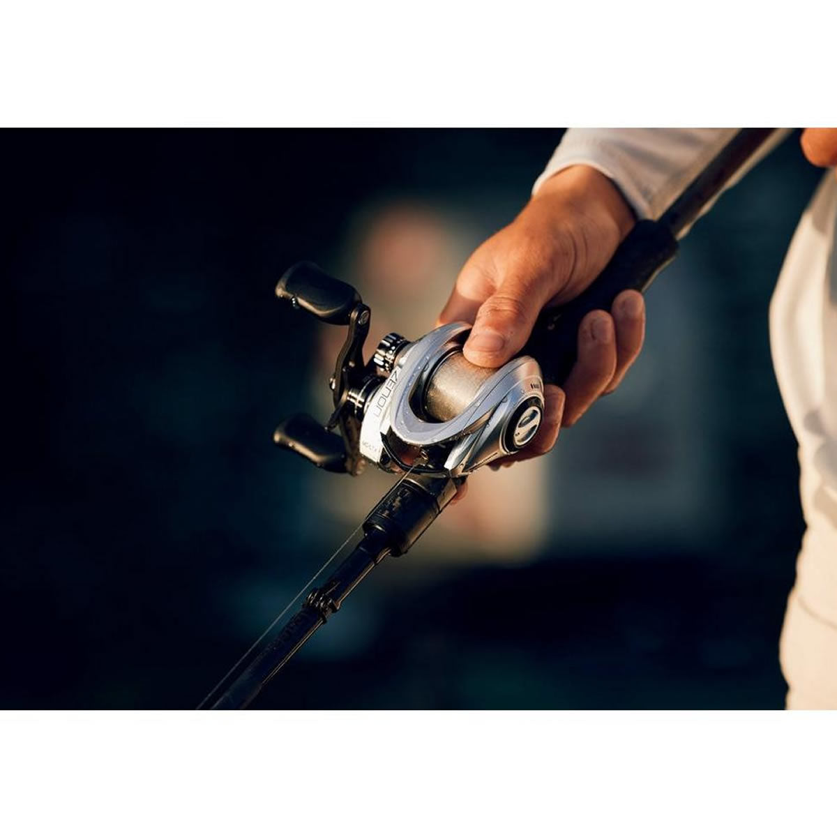 Multiplicator Abu Garcia Zenon MG-LTX Low Profile Reel, Left