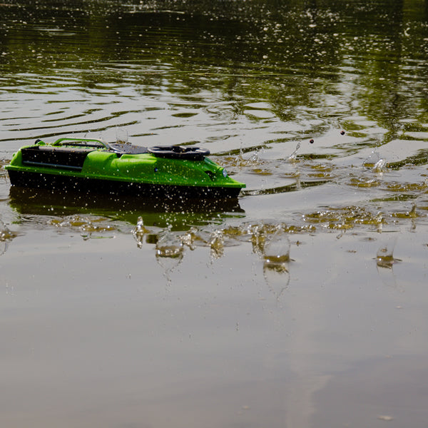 NAVOMODEL PLANTAT ADVANCE BOATS SPREADER 1 ECHIPAT CU SONAR BEAR CREEKS BC201