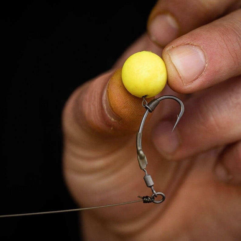 Opritoare Carlig KORDA High Grip Hook Bead, Medium, 20buc/pac