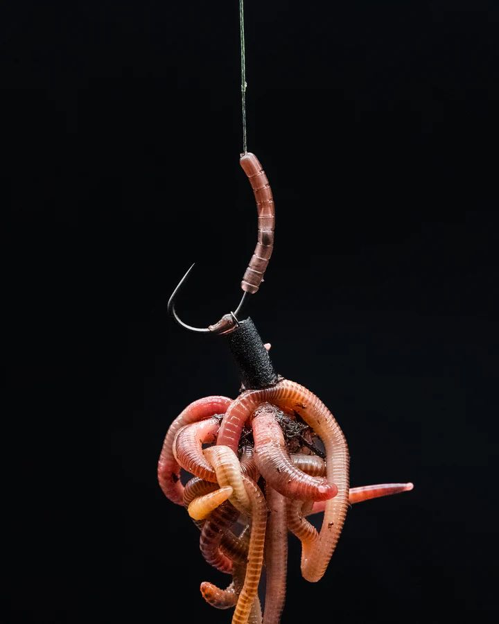 Opritor Carlig ONE MORE CAST Tackle Worm Brown Distance Hookbead Small, Brown, 30buc/pac