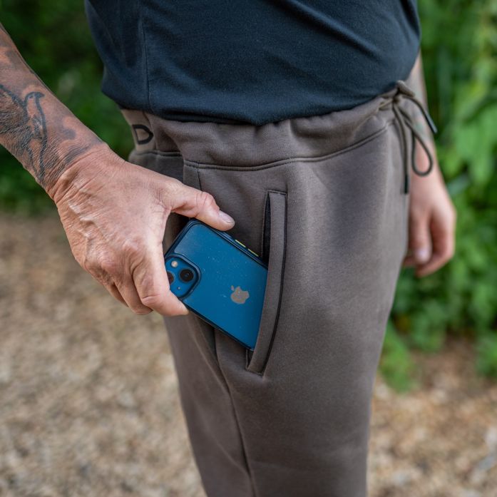 Pantaloni AVID Compound Joggers Brown