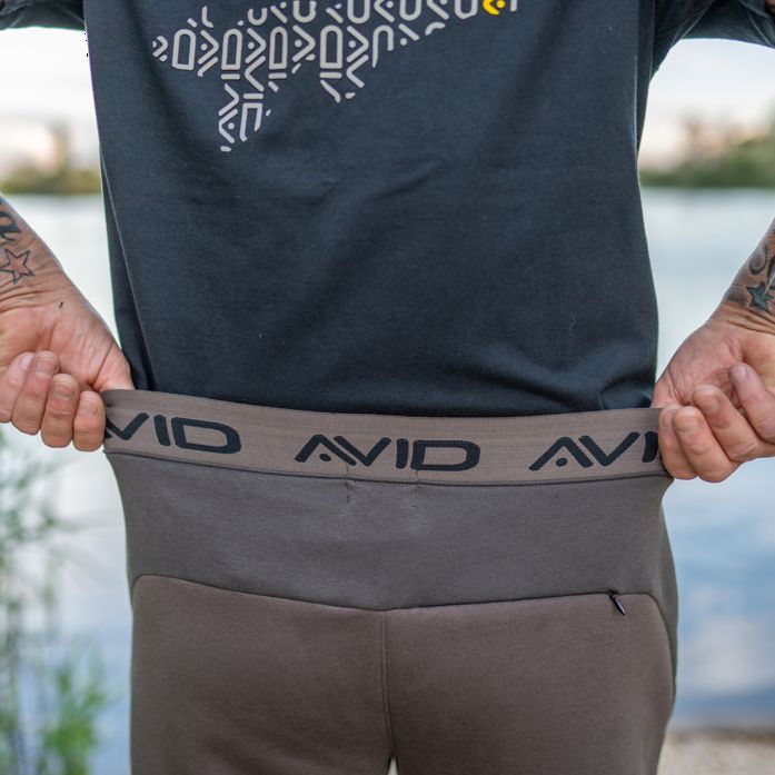 Pantaloni AVID Compound Joggers Brown
