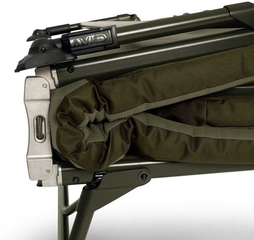 Pat Avid Benchmark Ultra Standard 6 Legs Bed, 80x200x38-48cm
