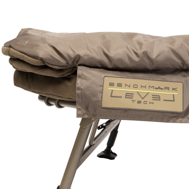 Pat Avid Carp Benchmark LevelTech X System 8 picioare 210x90cm