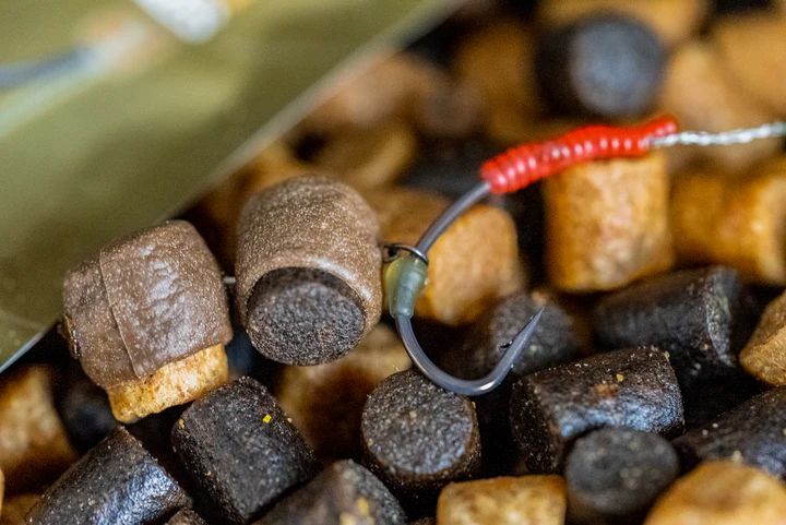 Pelete Artificiale ONE MORE CAST Revibed Pellet Caves Natural, 10buc/pac
