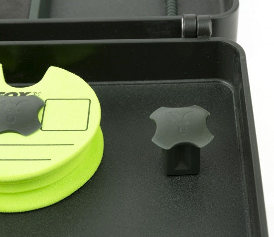Penar Rigid pentru Riguri Fox Magnetic Disc And Rig Box Sistem Medium Large 35x12x4cm