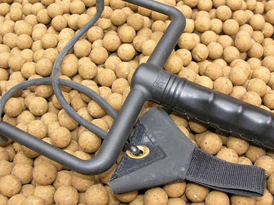 Prastie Atomic Tackle Boilie Catapult