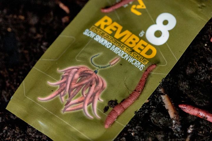 Rame Artificiale ONE MORE CAST Revibed Imitation Worms, 8buc/pac