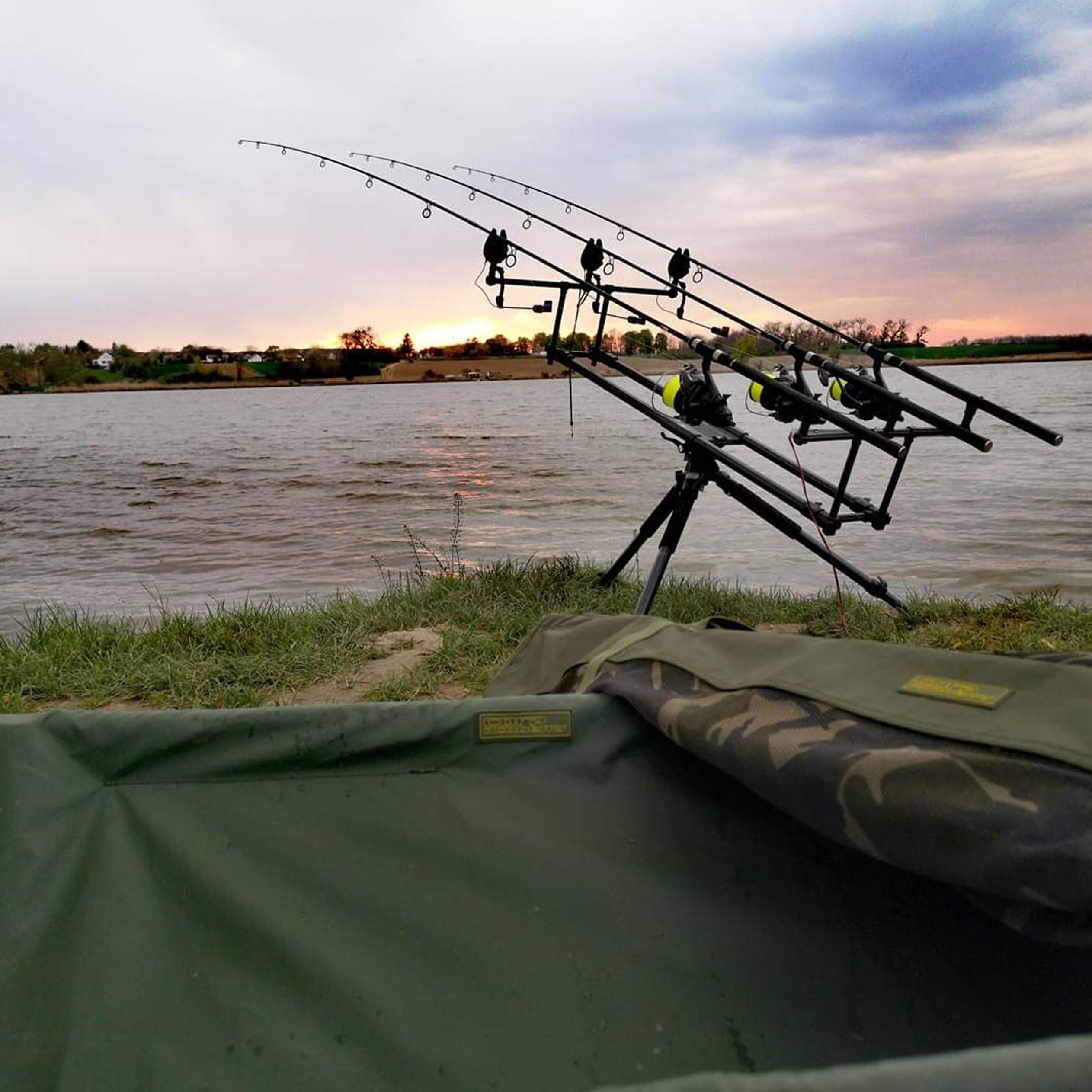 Rod Pod Carp Academy Grizzly