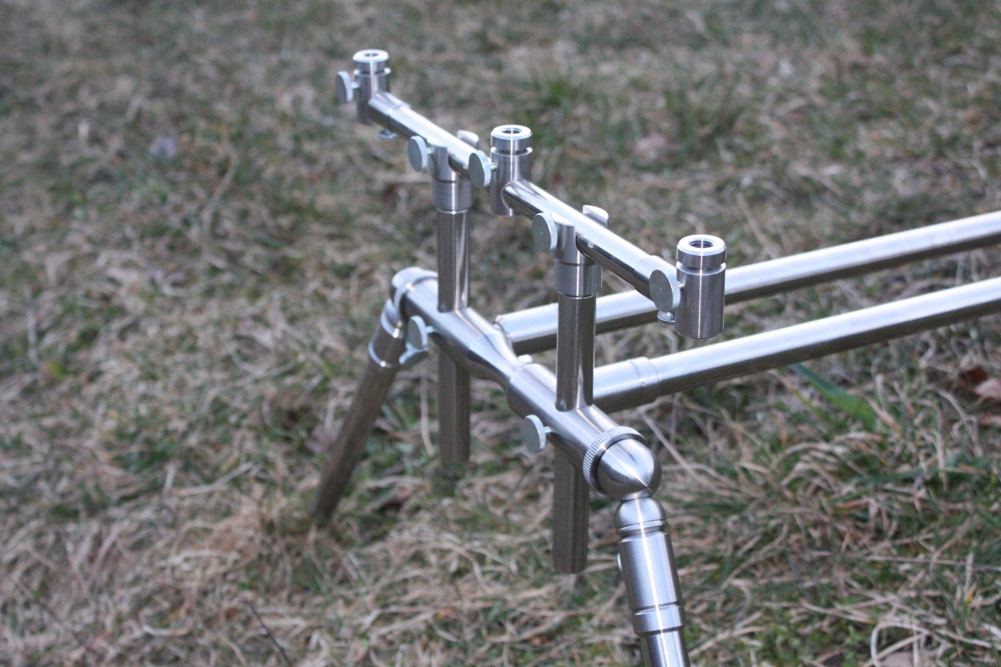 Rod Pod Holdcarp Brilliant Small  4 Lansete