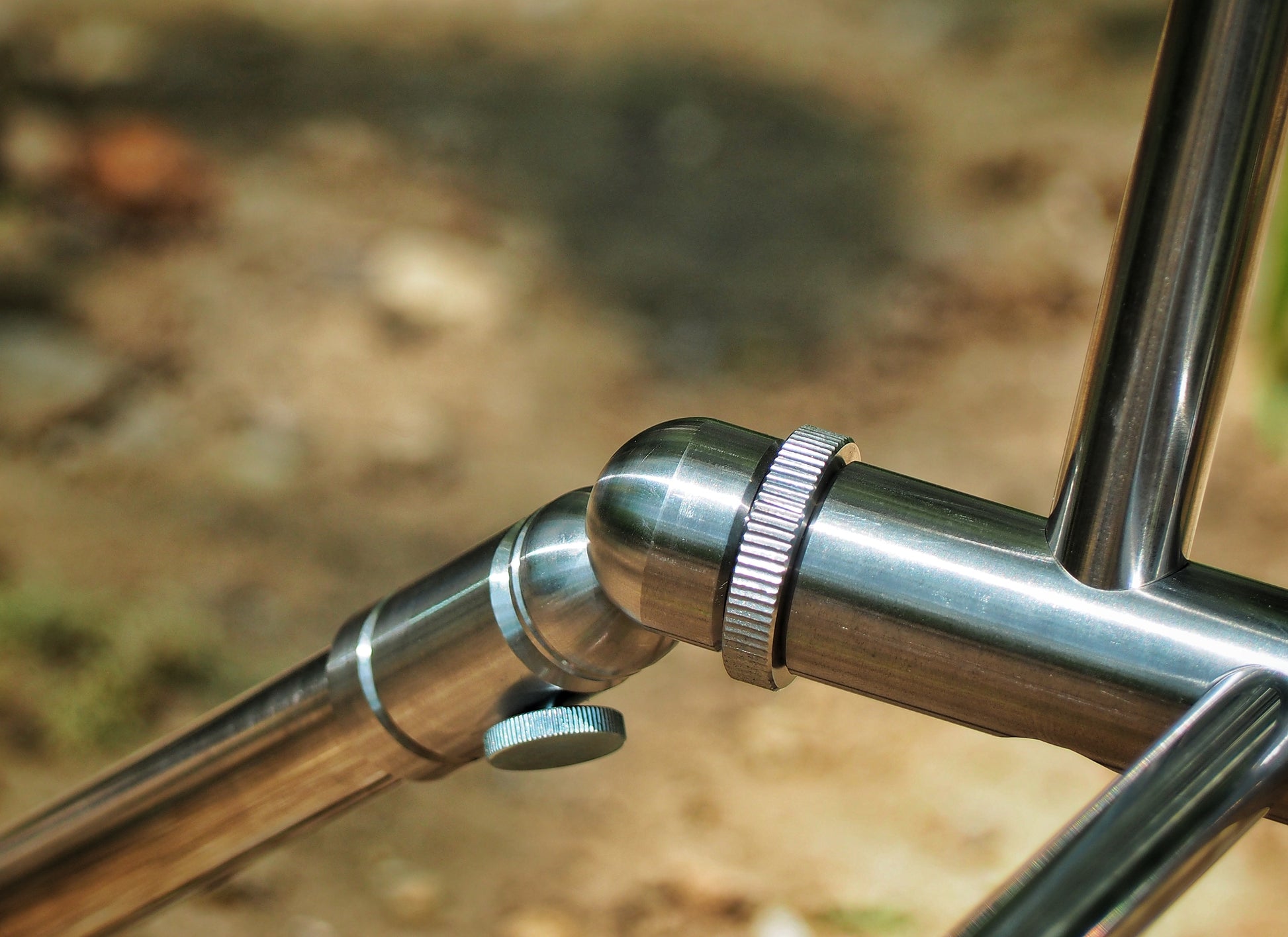 Rod Pod Holdcarp Brilliant Small  4 Lansete