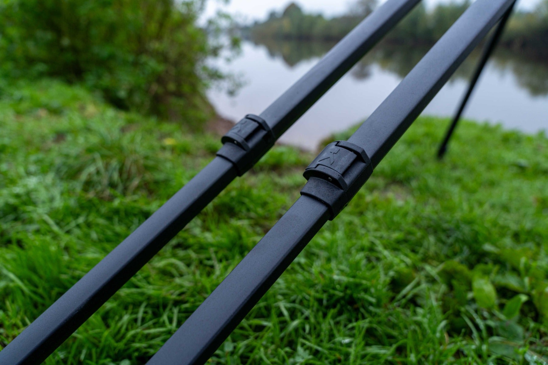 Rod Pod KORUM Deluxe 3 Rod Tripod, 3 Posturi
