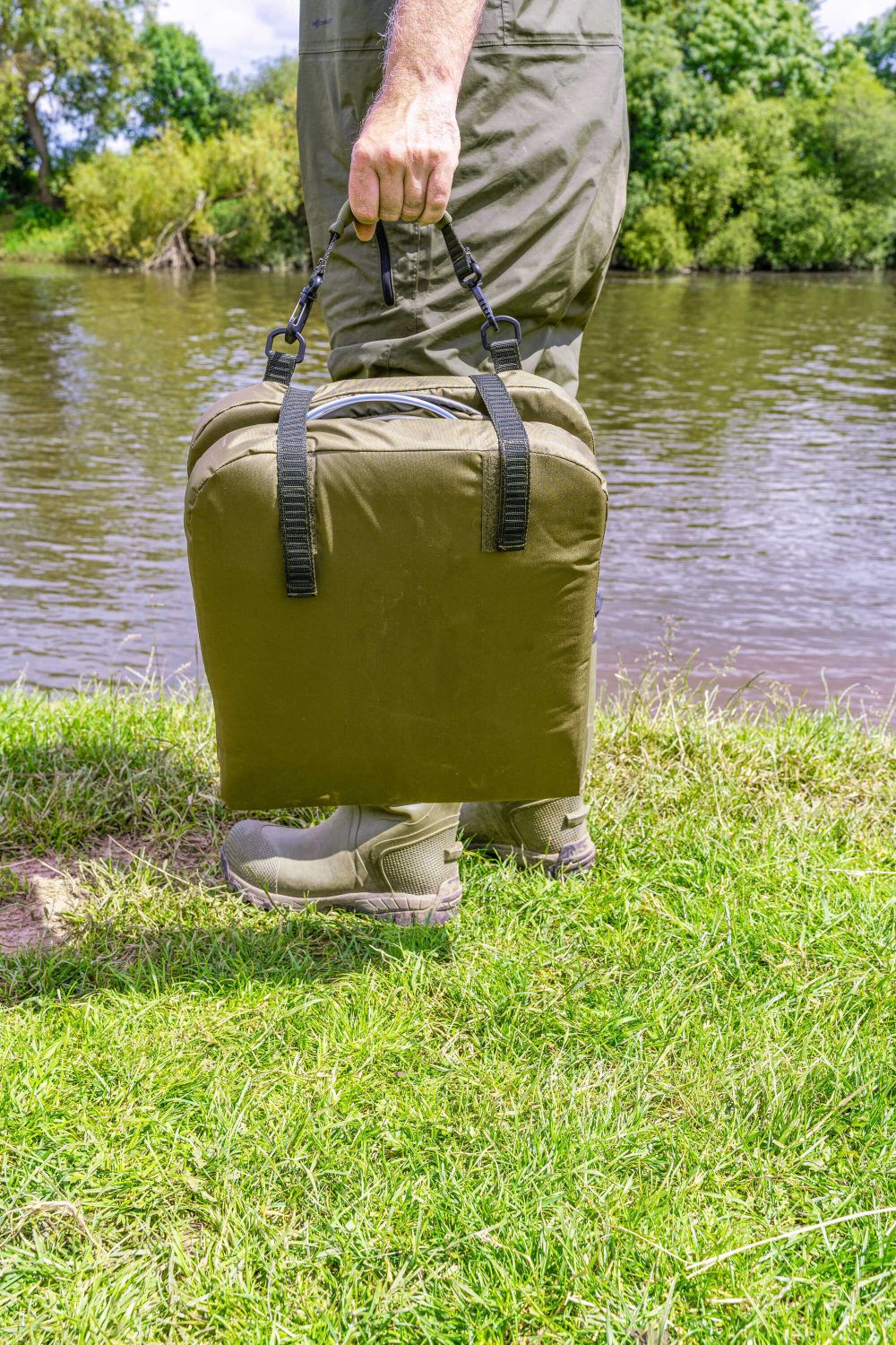 Saltea Primire Korum Classic Barbel Fast Mat, 90x40x25cm