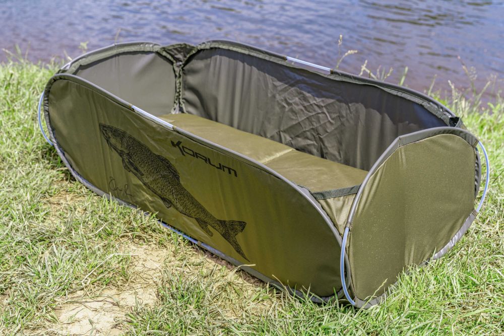 Saltea Primire Korum Classic Barbel Fast Mat, 90x40x25cm