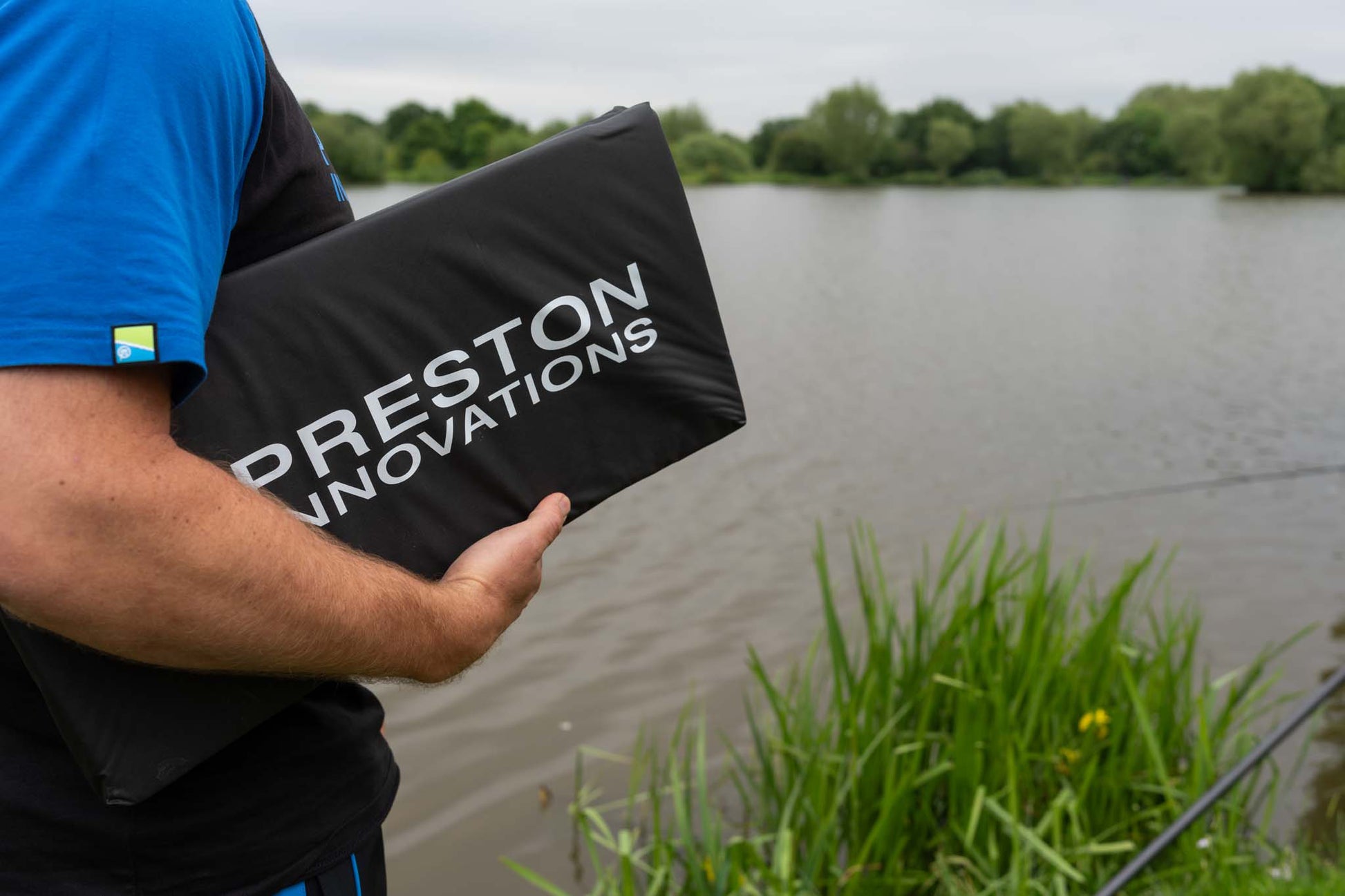 Saltea Primire PRESTON Fold Away Unhooking Mat, 75x50x2cm