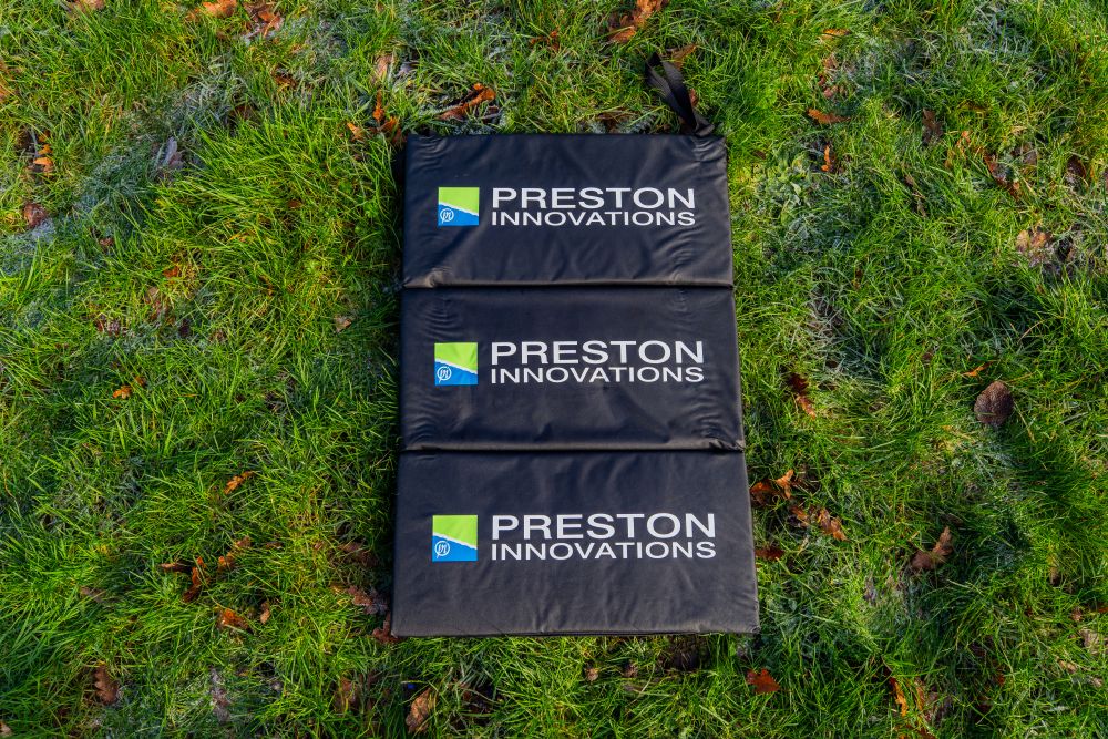 Saltea Primire PRESTON Fold Away Unhooking Mat, 75x50x2cm