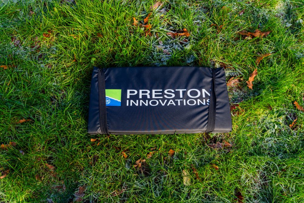 Saltea Primire PRESTON Fold Away Unhooking Mat, 75x50x2cm