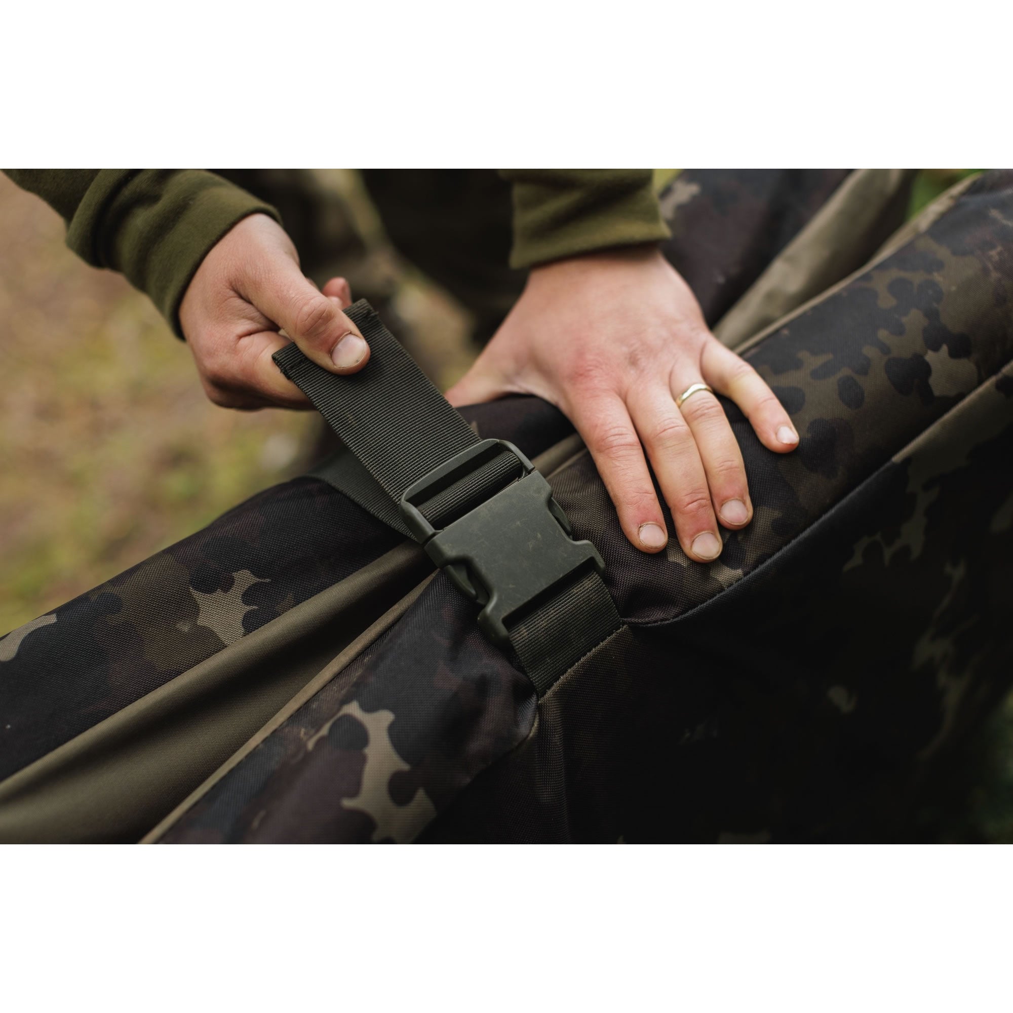 Saltea Receptie KORDA Compac Hybrid Mat, Dark Kamo, 125x85x14cm