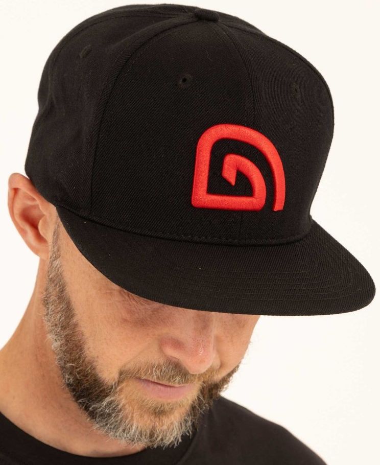 Sapca Trakker CR Snap Back Cap, Black