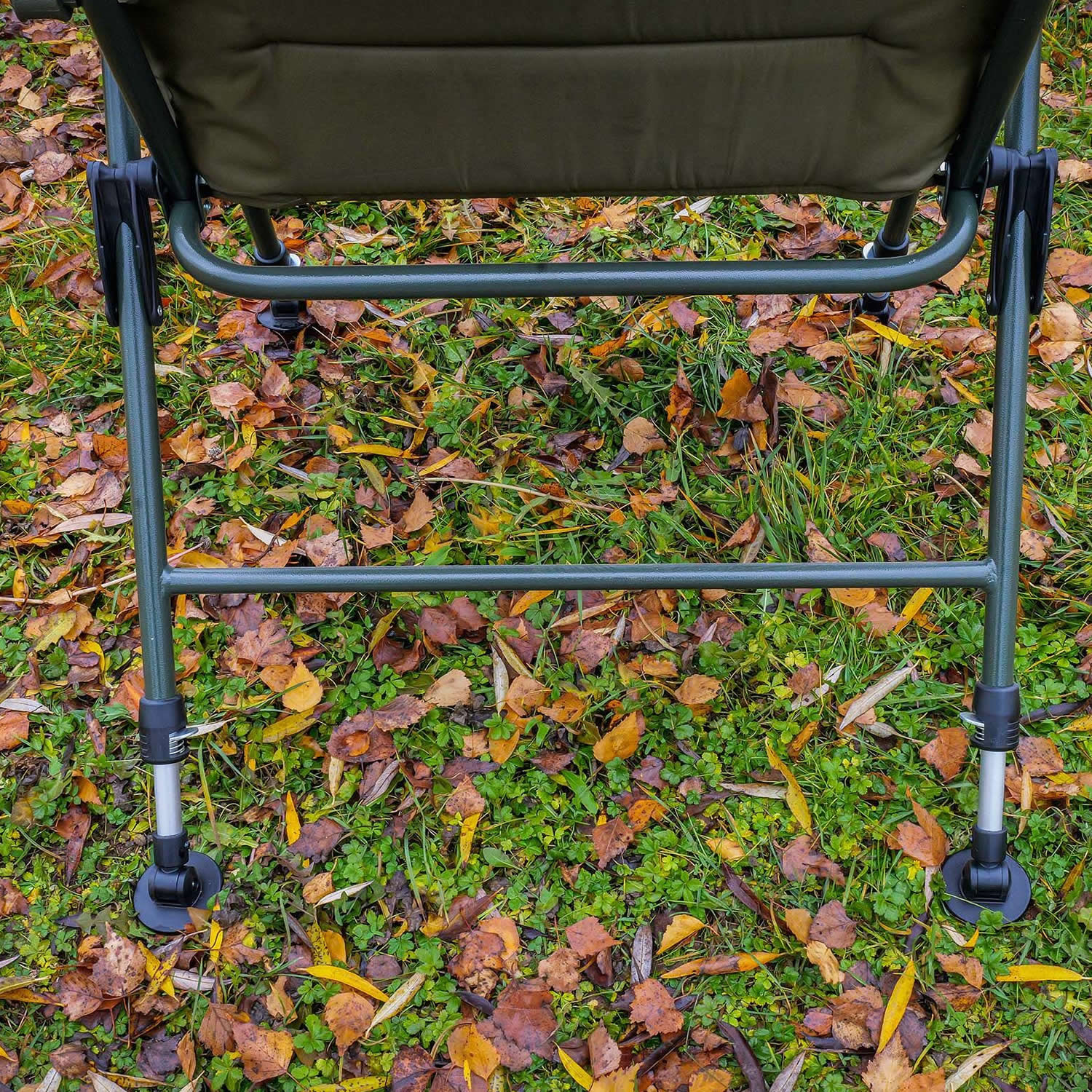 Scaun CARP ACADEMY Deluxxe Camo, 55x45x75cm