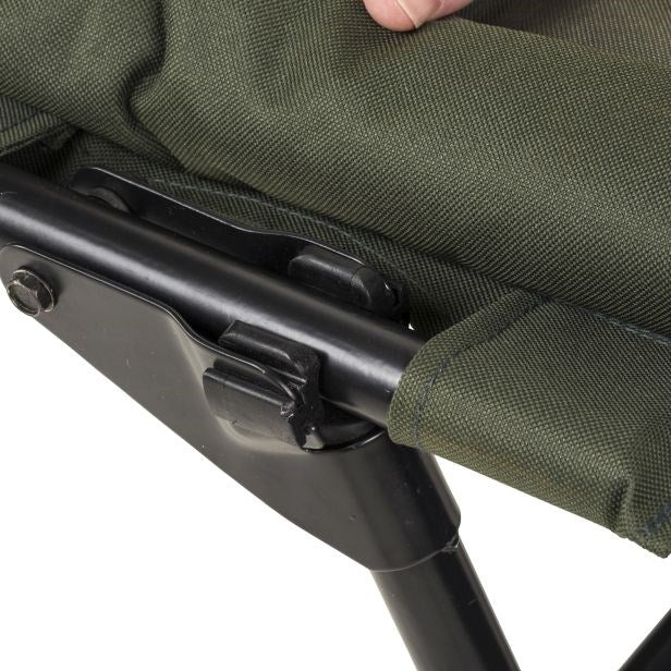 Scaun JRC Defender II Chair 71x49x83cm
