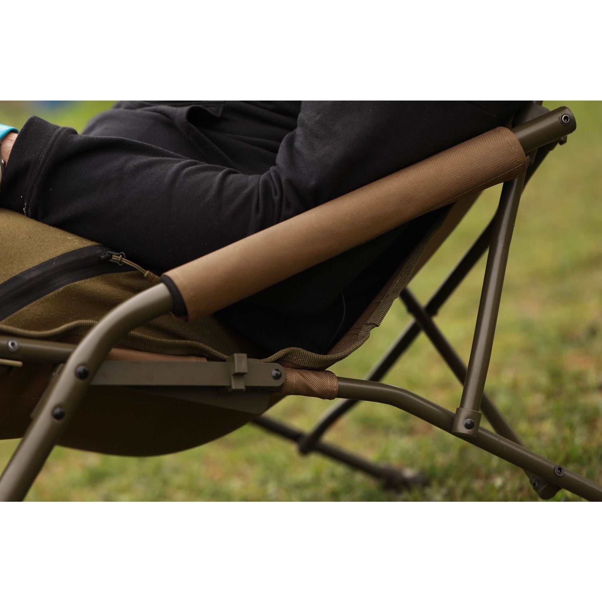 Scaun KORDA Compac Low, Olive,60x72x72cm