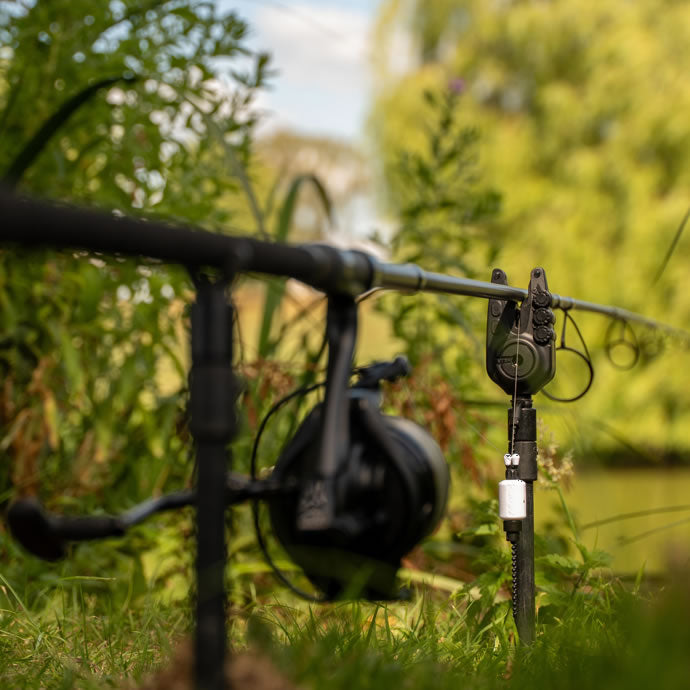 Set Avertizoare AVID CARP VTX+ Bite Alarm Set 4+1